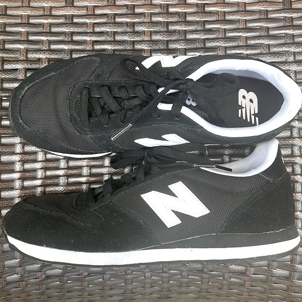Women’s shoes